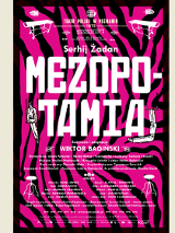 na różowo-czarnym tle białe napisy informacyjne o spektaklu