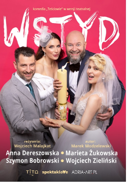 Na zdjęciu są cztery osoby: dwie kobiety ubrane w suknie ślubne, dwaj mężczyźni w eleganckie garnitury. Pośrodku wszyscy trzymają zapaloną gromnicę. Wokół postaci informacje o spektaklu.