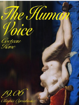 Na ciemnym tle widać leżącą nagą kobietę. Leży na niebieskim łożu, a jej glowa spoczywa na czerwonej ozdobnej poduszce. Oczy ma zamknięte. Zdjęcie jest ustawione pionowo, głowa kobiety skierowana jest do dołu plakatu.