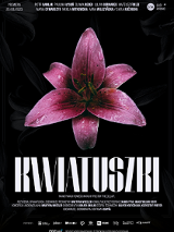 Na czarnym tle różowo-fioletowy kwiat z rozwiniętymi płatkami, u dołu plakatu tytuł przedstawienia i informacje o spektaklu.