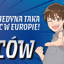 Postać uśmiechniętego chłopca narysowana w stylu japońskich komiksów