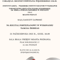 Czarne napisy na beżowym tle. Szczegółowe informacje na temat wydarzenia zawarte w treści artykułu. U góry wstęga ze wzorem flagi Węgier. Na dole wstęga ze wzorem flagi Polski.