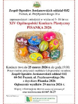 Plakat promocyjny na białym tle, którego centralnym elementem jest zdjęcie wiklinowego koszyczka wyłożonego słomą. Wewnątrz znajduje się dziesięć barwnych pisanek ozdobionych różnorodnymi, tradycyjnymi wzorami kwiatowymi i geometrycznymi w intensywnych kolorach, takich jak różowy, niebieski, żółty i zielony. Całość jest ujęta w delikatną, przerywaną ramkę w kolorze bordowym. Pod grafiką koszyka umieszczono szczegóły na temat wydarzenia zawarte w treści artykułu.