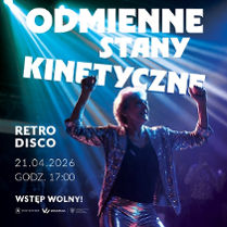 Zdjęcie kobiety w połyskującym stroju, z rękoma uniesionymi do góry, oświetlonej przez niebiesko-fioletowe światło. Z lewej strony informacje o wydarzeniu, na górze plakatu tytuł wydarzenia.