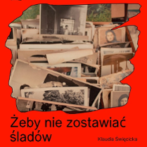 Na czerwonym tle zdjęcie wielu różnych fotografii w skrzynce. U dołu plakatu tytuł wydarzenia i inne informacje na jego temat.
