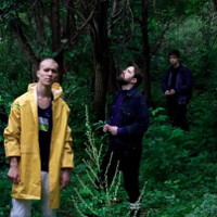 Pomiędzy popową nostalgią i ironią