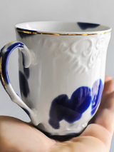 porcelanowa filiżanka