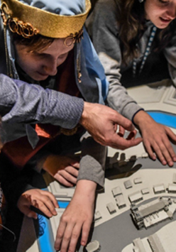 poznawanie wyspy za pomocą makiety, fot. Ł. Gdak