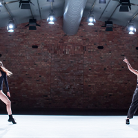 Solo o muzyce języka i duet o ruchu