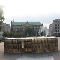 stanowisko NBP na placu Wolności