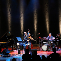 Szarlatani na mostach