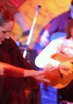 tancerka i gitarzysta