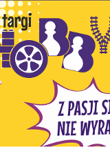 To jest kolorowa i dynamiczna grafika promocyjna z dwiema osobami: mężczyzną po lewej stronie z brodą i okularami, ubranym w czerwoną koszulkę, uśmiechającym się i wskazującym na centralny tekst i ikony na obrazie, oraz kobietą po prawej stronie z ręką przy policzku, wyrażającą zdziwienie lub ekscytację, ubraną w fioletową koszulkę.