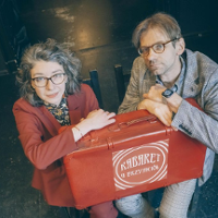 Teatr z książek i śmiechu