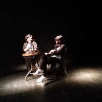 To nie są pożółkłe karty historii