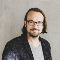 Totemy, fantazje i surowce