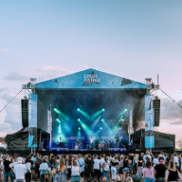 W pięknych okolicznościach