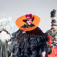 Wszystkie twarze Daniela Lismore'a