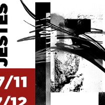 Plakat w stylu abstrakcyjnym z napisami "WSZYSTKIM JESTES" oraz datami "od 27/11 do 17/12" na czerwonym tle, z czarno-białymi elementami graficznymi i dynamicznymi liniami.