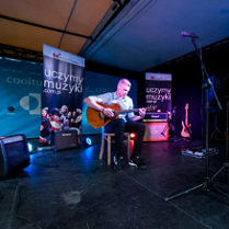 występ ucznia Szkoły Muzycznej T. Burton