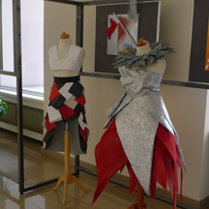 zaprojektowane przez uczniów stroje