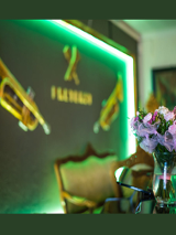 Fragment wnętrza restauracji