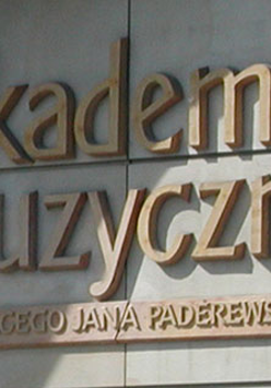 Na zdjęciu napis Akademia Muzyczna.
