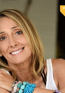 Beata Pawlikowska na zdjęciu.