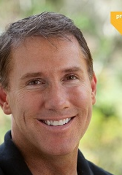 Nicholas Sparks na zdjęciu.