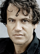 na zdjęciu twarz dyrygenta Eivinda Gullberga Jensena.