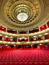 Na zdjęciu widownia Opery poznańskiej.