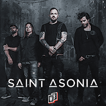Zdjęcie członków zespołu i nazwa "Saint Asonia".