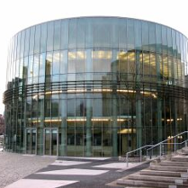 Na zdjęciu budynek Auli Nova.