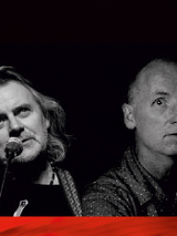 Na zdjęciu dwoje wykonawców.