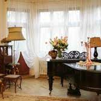 Na zdjęciu jedno z wnętrz Salonu Nowowiejskiego.