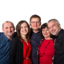 Na zdjęciu członkowie zespołu.