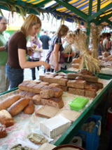 na zdjęciu jeden ze straganów podczas festiwalu.