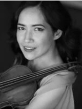 Zdjęcie Viviane Hagner.