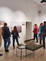 Na zdjęciu wnętrze galerii.