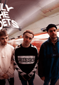 Na zdjęciu członkowie zespołu.