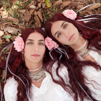 Zdjęcie członkiń zespołu.