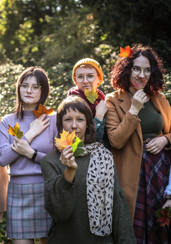 Zdjęcie członkiń zespołu.