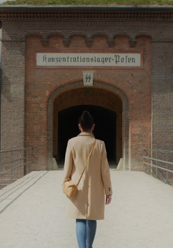 Na zdjęciu brama wejściowa do Fortu VII.