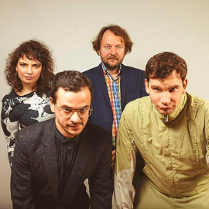 Zdjęcie członków zespołu.