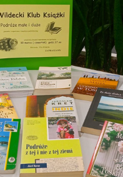 Zdjęcia okładek różnych książek.