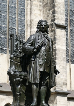 Zdjęcie pomnika Bacha w Lipsku.