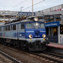 Na zdjęciu pociąg IC na stacji Poznań Główny.