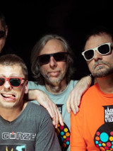 Zdjęcie członków zespołu.