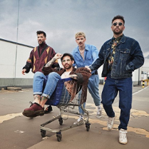 Zdjęcie członków zespołu.