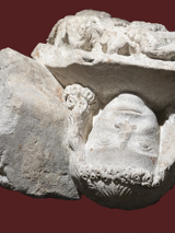 Zdjęcei fragmentu gipsowej sztukaterii.